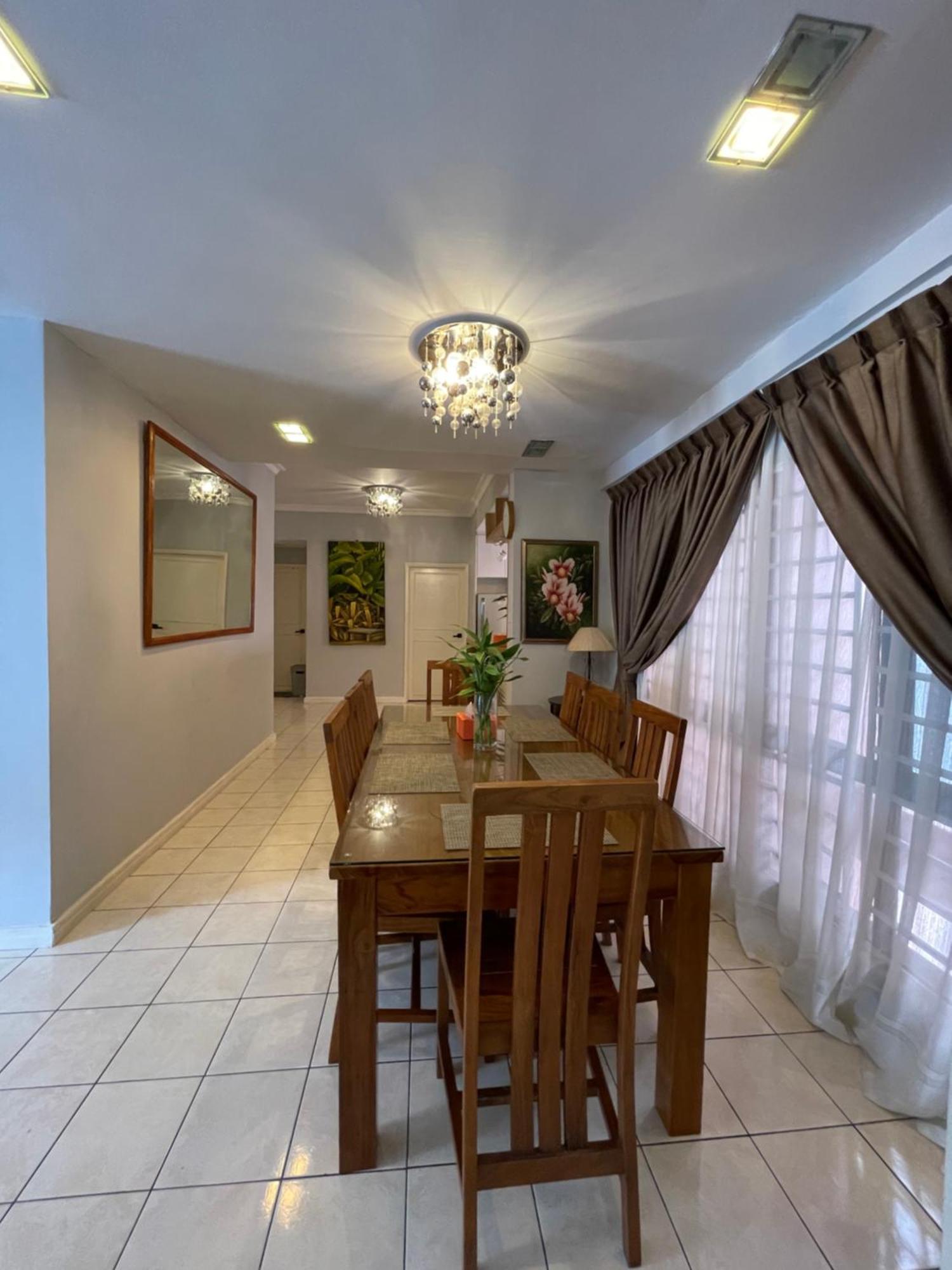 Petronella Apartment C1 Marina Court Кота Кинабалу Екстериор снимка