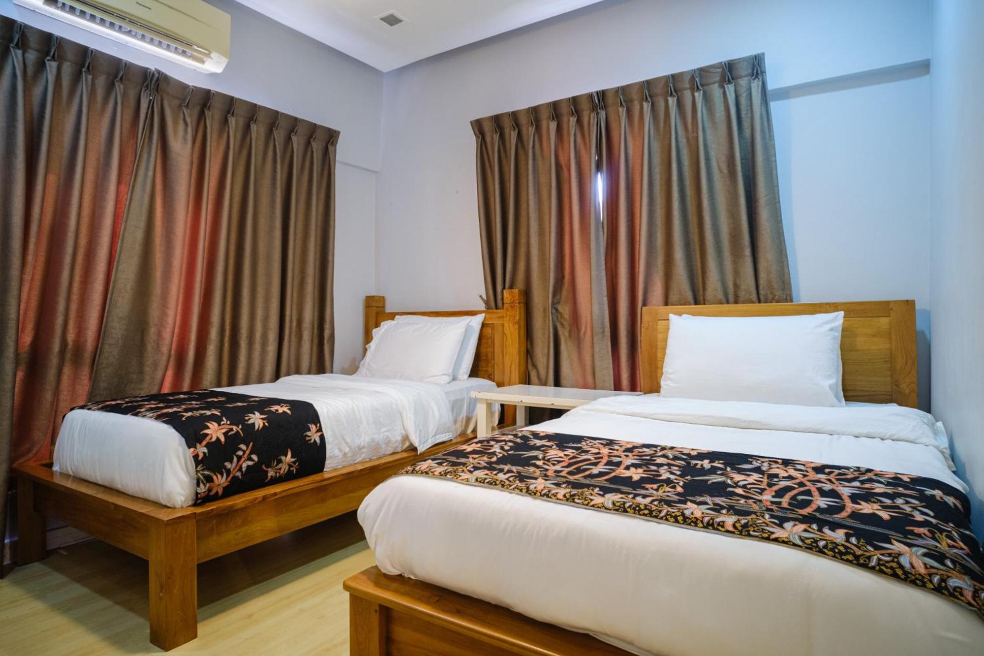 Petronella Apartment C1 Marina Court Кота Кинабалу Екстериор снимка