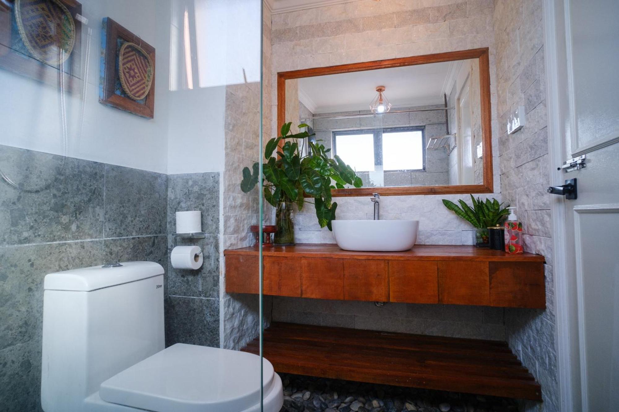 Petronella Apartment C1 Marina Court Кота Кинабалу Екстериор снимка